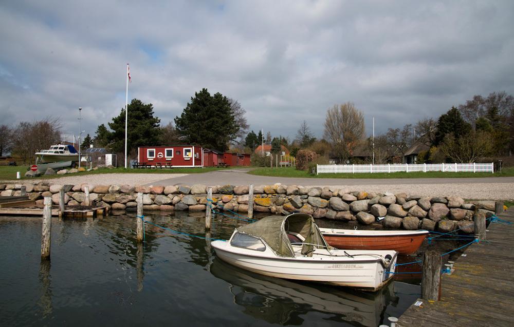 Den Gamle Gaard Apartments Nysted Exterior photo